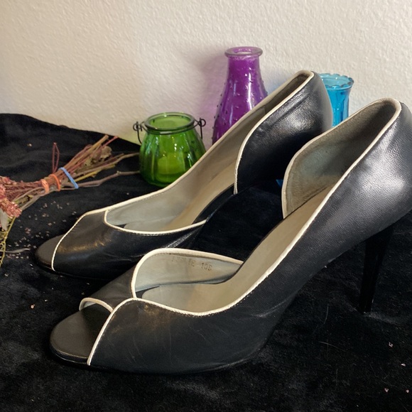 NYLA Leslie D’ Orsay pinup Heels. Size 10 - Picture 4 of 10